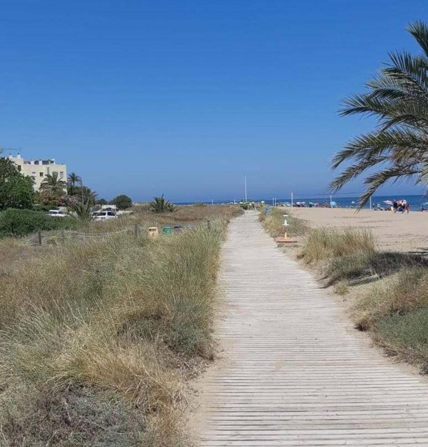 Elegance * Denia